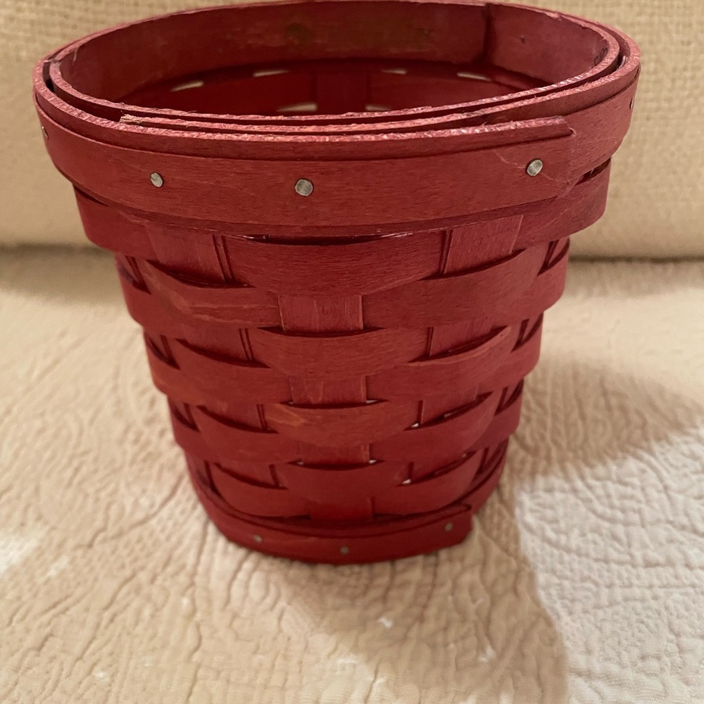 Woven plant sleeve -longaberger
